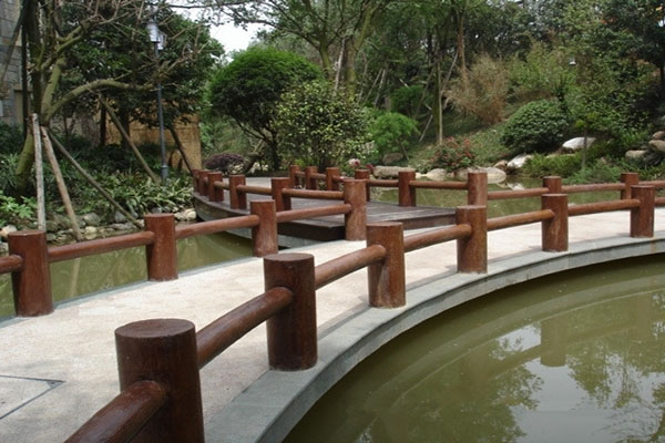 仿（fǎng）木欄杆