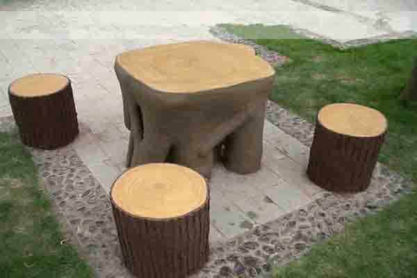 仿（fǎng）木（mù）桌凳