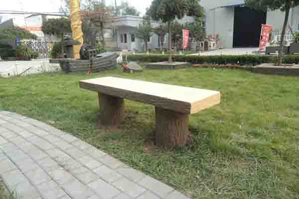 仿樹（shù）皮凳子