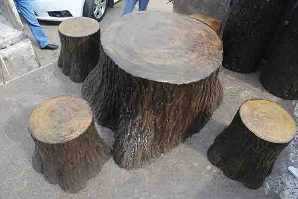 仿樹樁桌凳