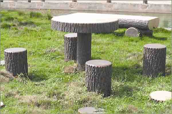 仿樹樁桌椅