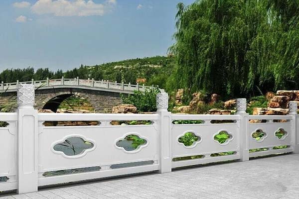 仿石（shí）欄杆（gǎn）