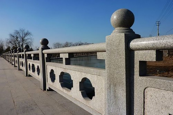 花（huā）崗石欄杆