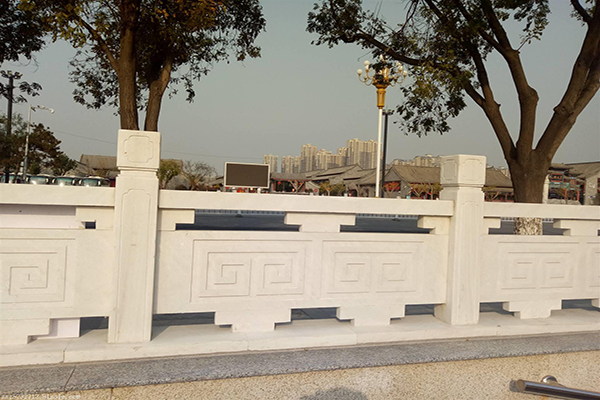 石材（cái）欄（lán）杆