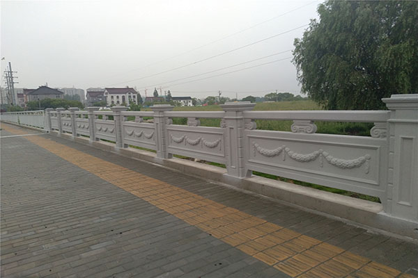 仿（fǎng）石（shí）欄杆